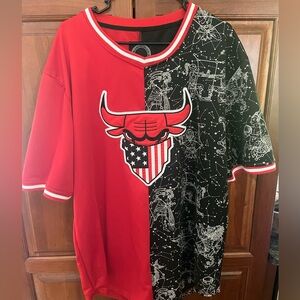 Vintage Chicago Bulls USA Mask Flag Shirt Men’s Size XL